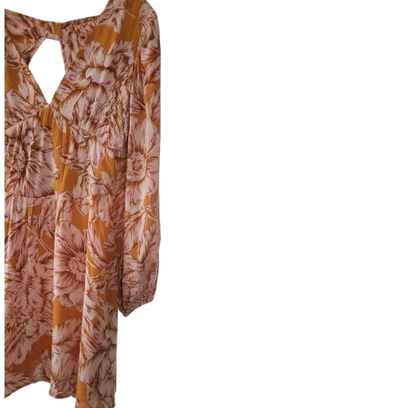 Band Of The FreexBand Of Gypsies XS Flowy Floral Babydoll Mini Dress Gold Blush - Picture 7 of 14